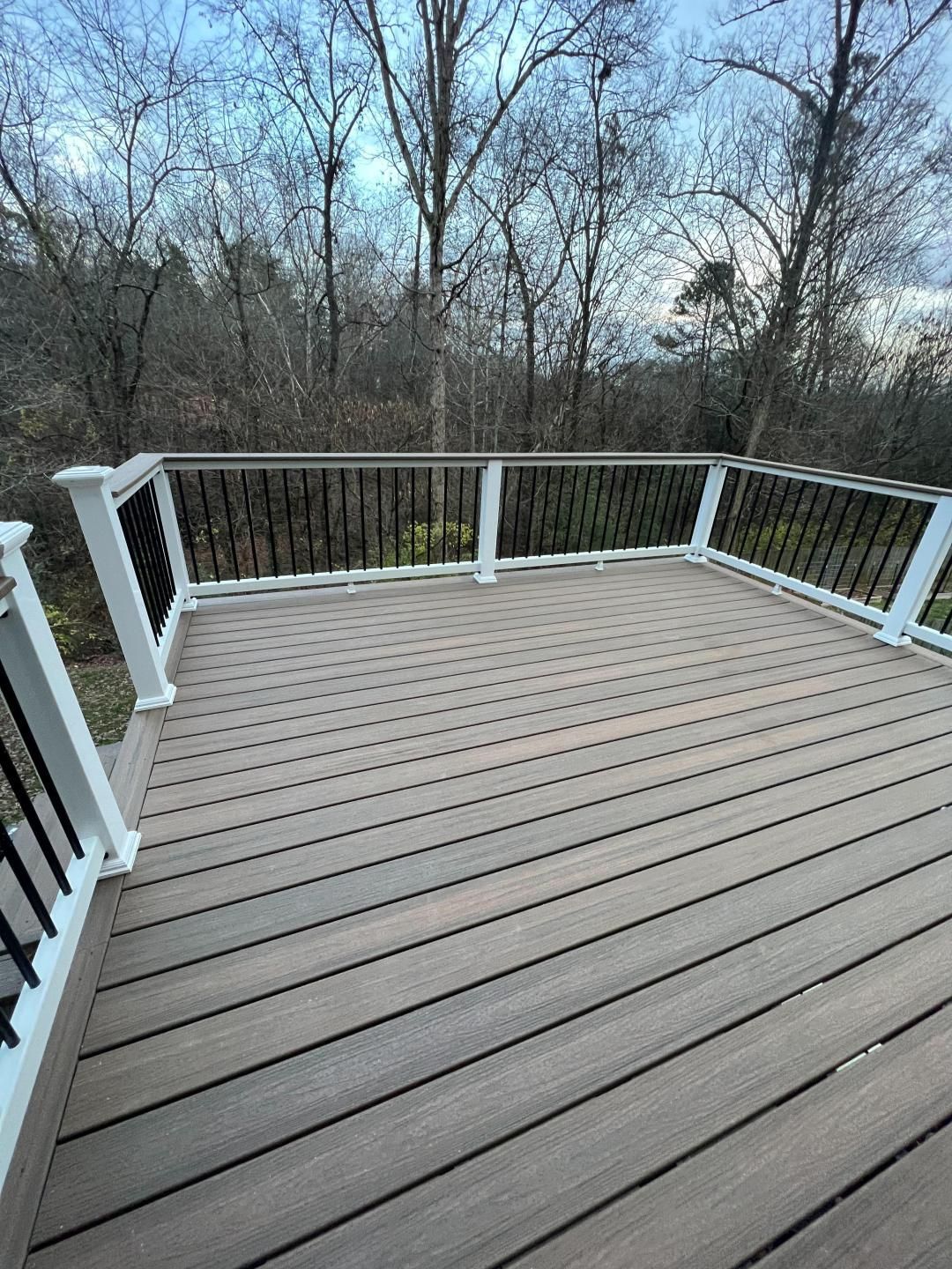 Knoxville's 1 Custom Deck Builder Is Here To Help!