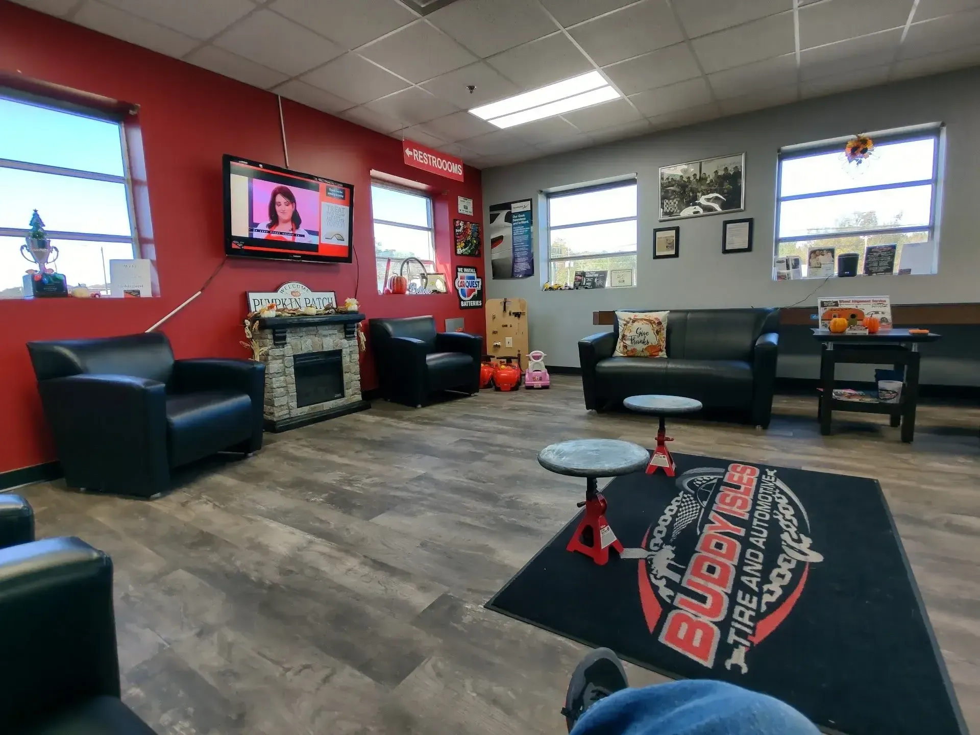 Shop Gallery | Buddy Isles Tire and Automotive