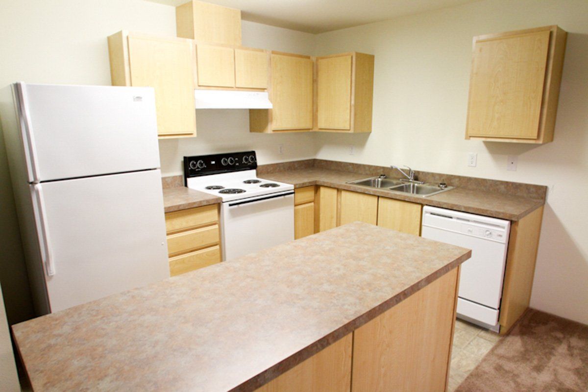 Kitchen | Mountain View Apartments