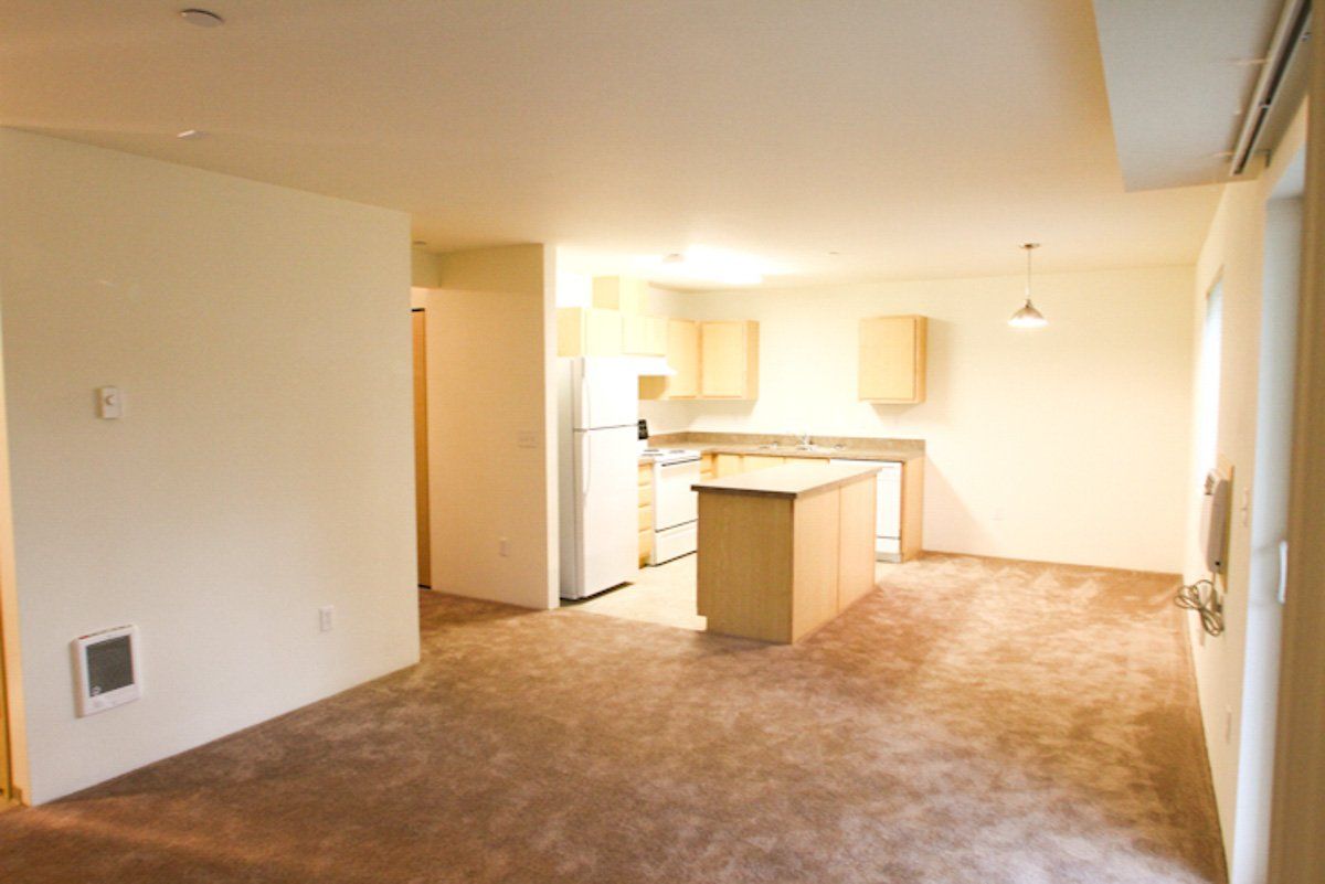 Kitchen | Mountain View Apartments