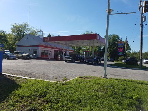 Gas station — crownsville automotive in Crownsville,