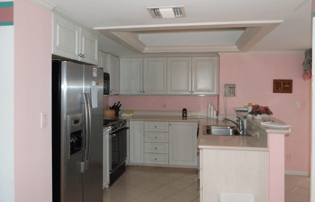 Old Kitchen — Naples, FL — Genuine Home Builders