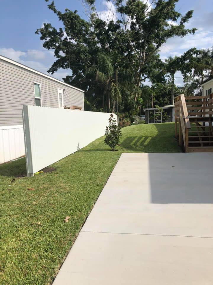 New Wood Fence Cape Coral, FL