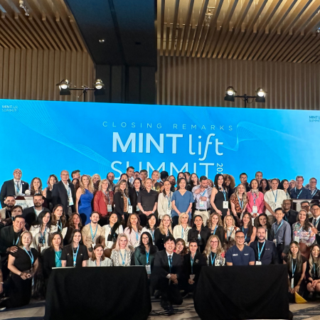 Group photo at MINT Lift Summit