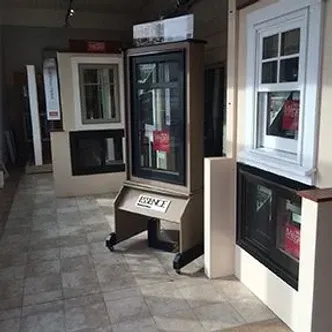 A showroom filled with lots of different types of windows.