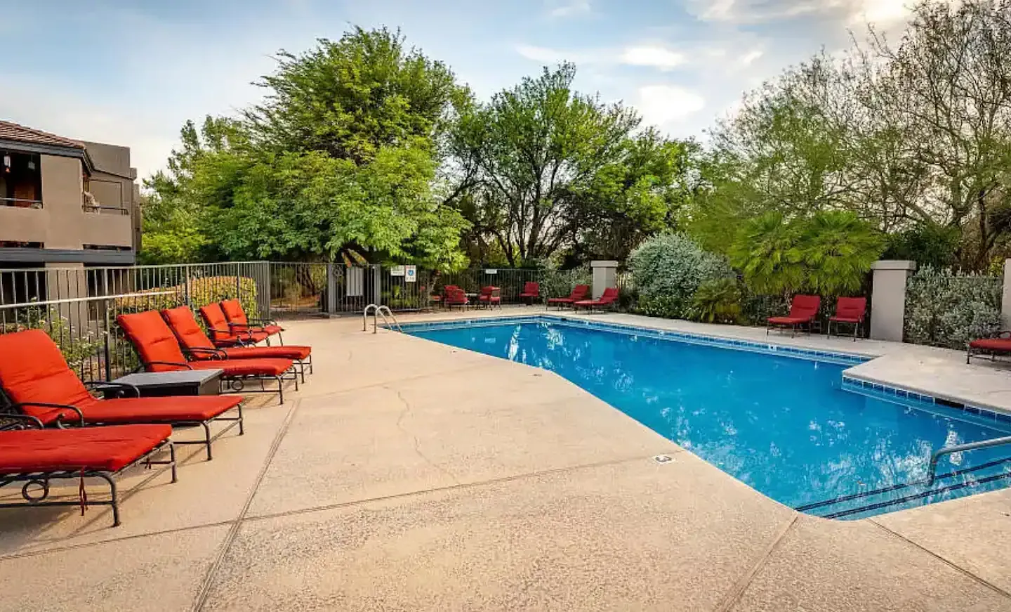 swimming pool at VRBO tucson