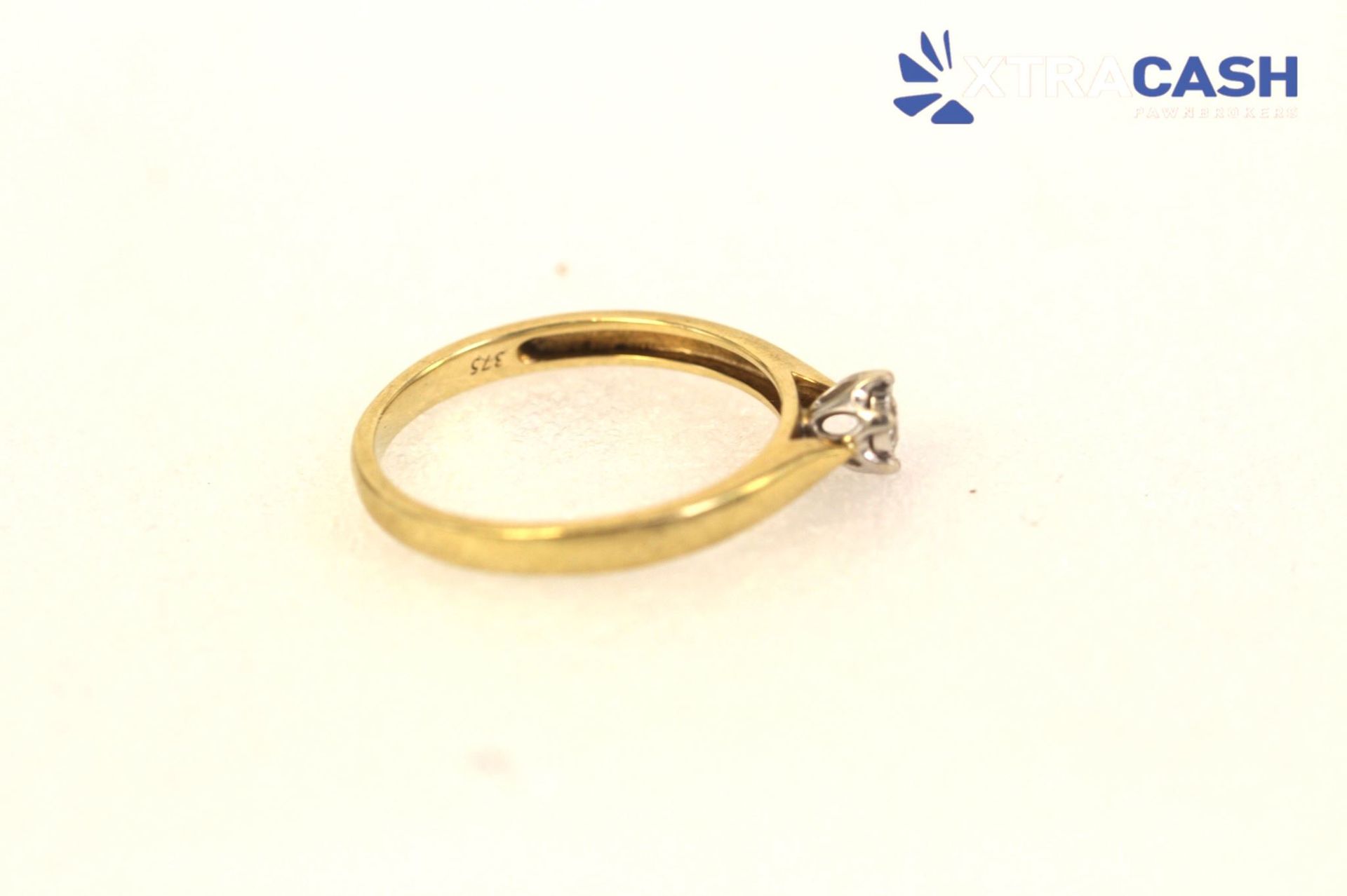 9ct Yellow Gold And Diamond Ring Single