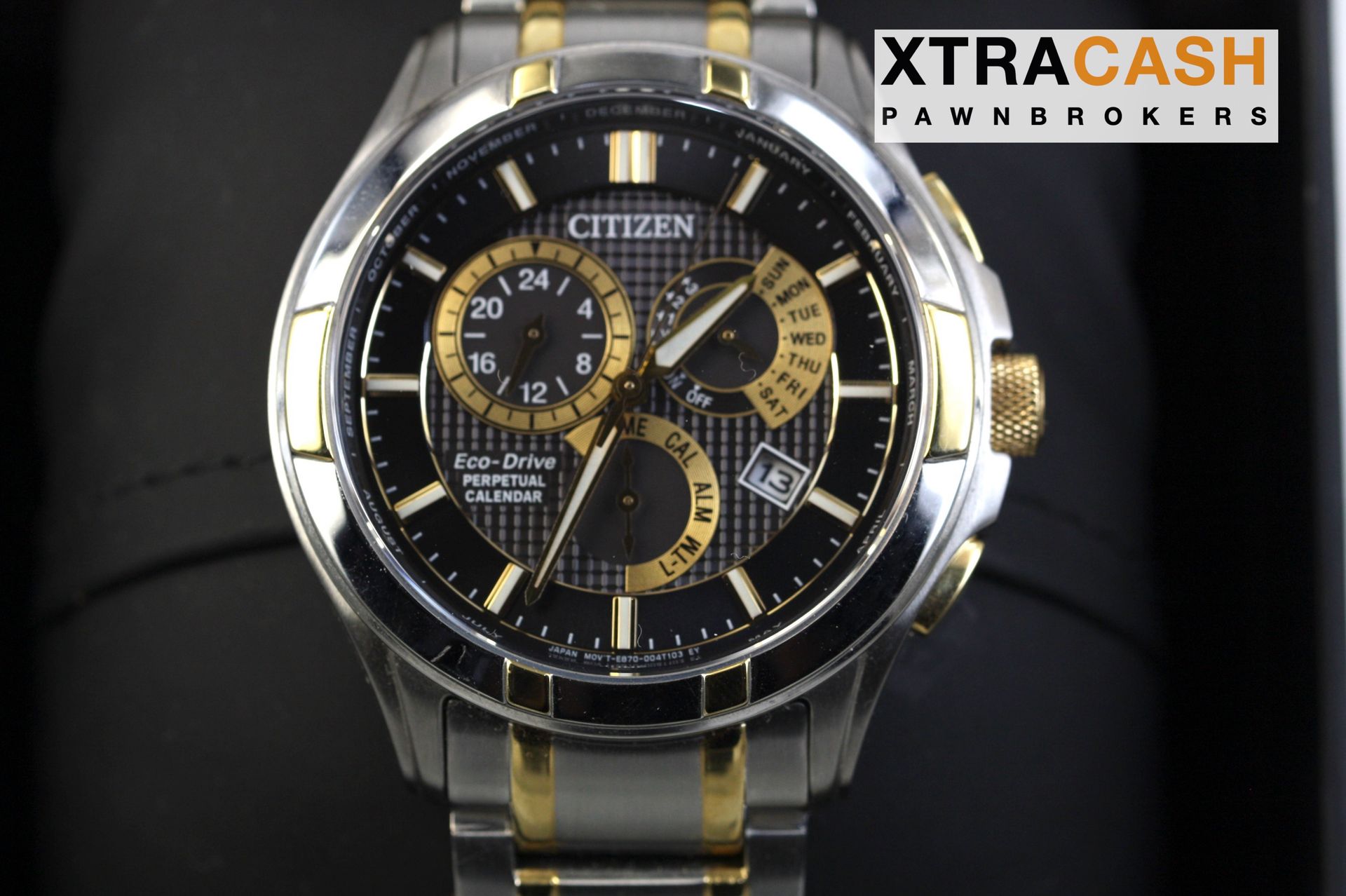Citizen Eco-Drive Classic 8700 (42mm) Black Dial / Two-Tone Stainless Steel