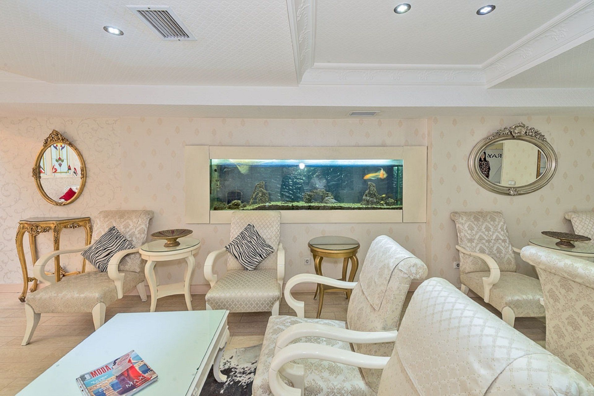 fatih hotel corner, lobby