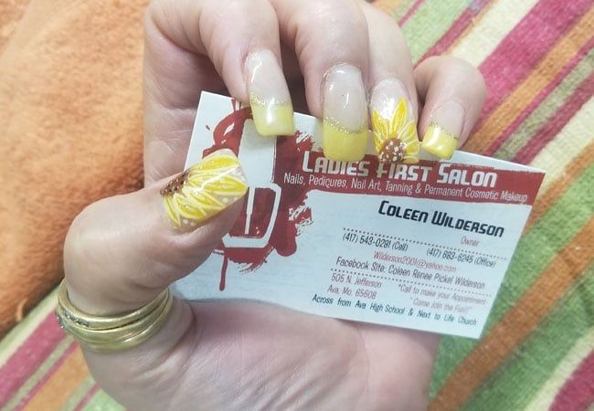 yellow sunflower manicure