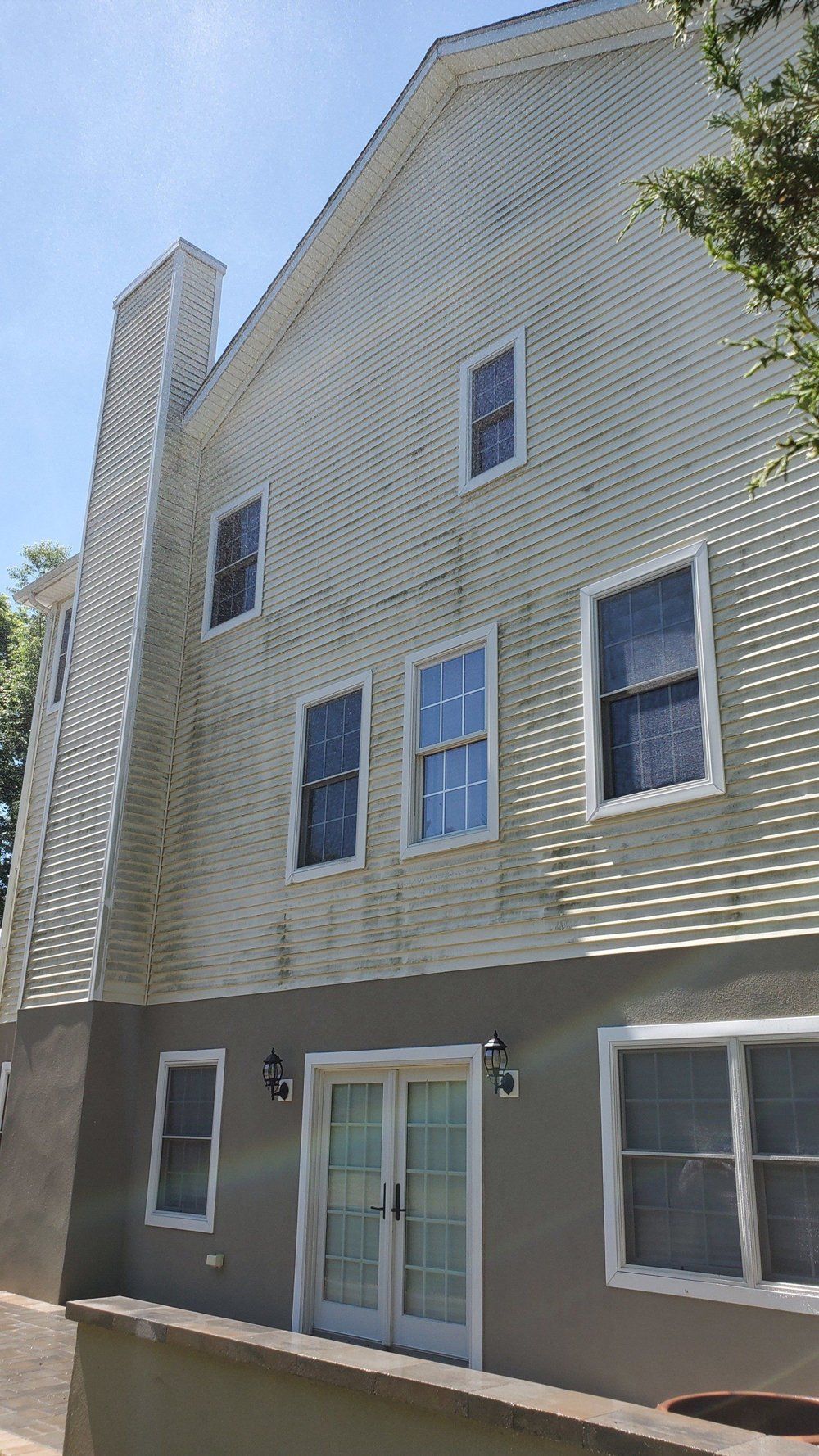 Dirty White Sidings — Arlington, NY — 6 Star Power Washing