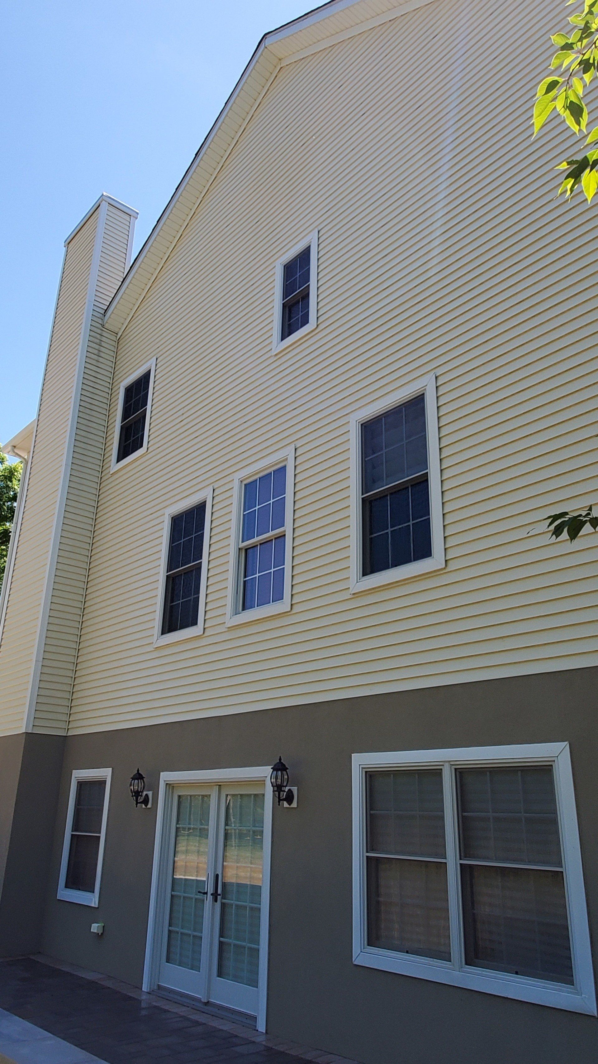 Clean White Sidings — Arlington, NY — 6 Star Power Washing