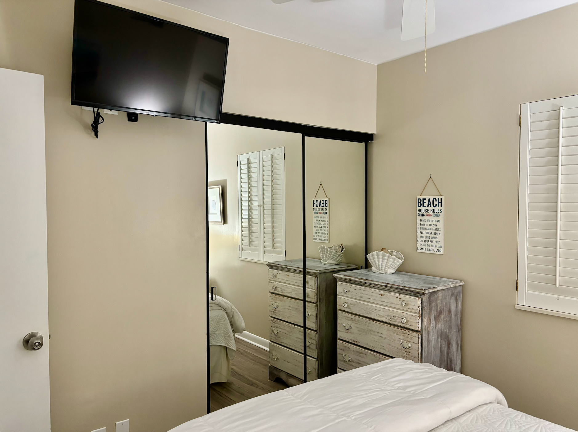 Alabama  beach condo guest bedroom