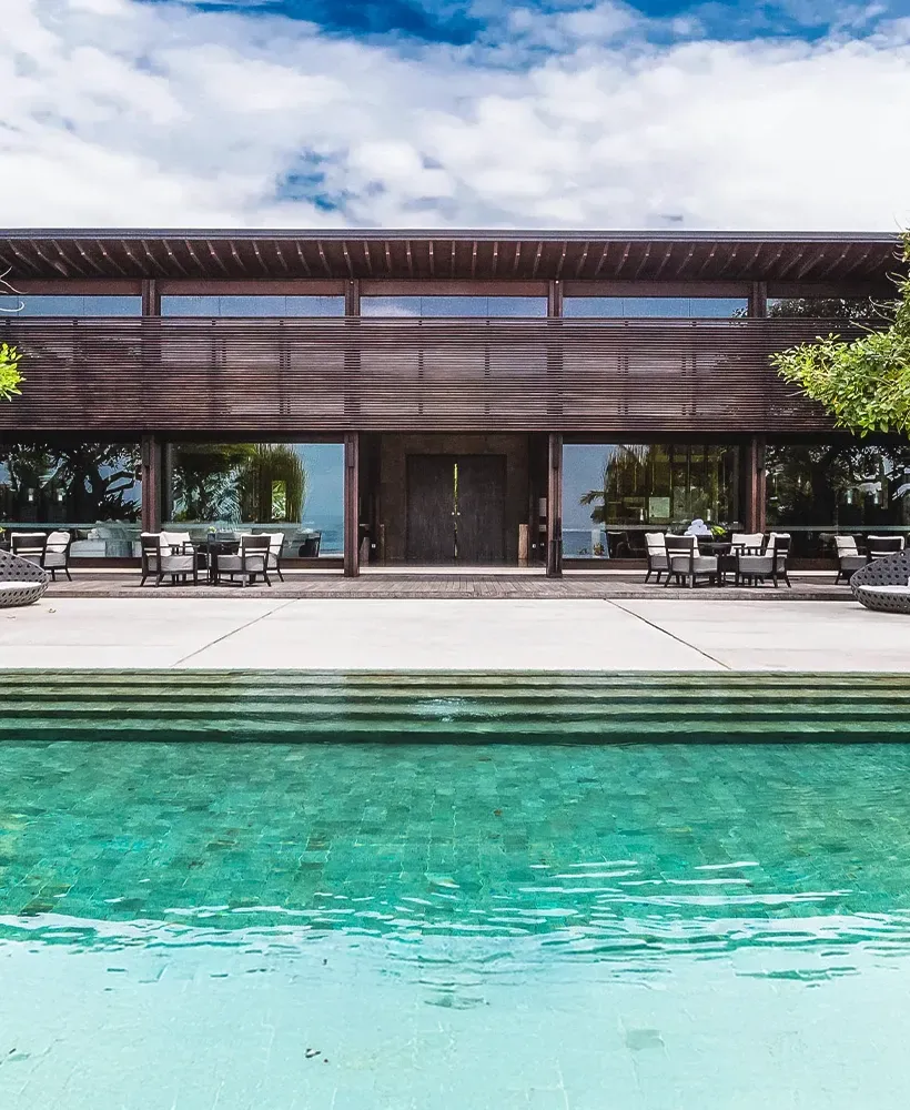 Piscina com revestimento Hijau Artemano