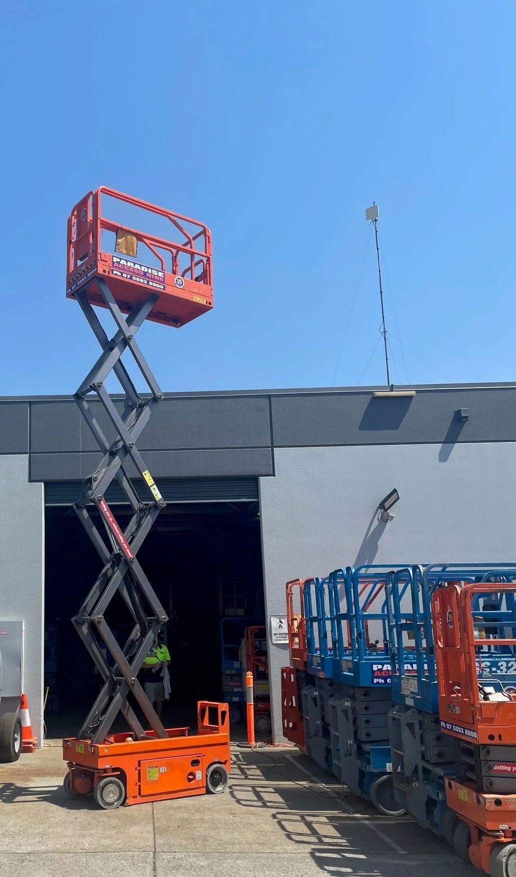 scissor lift rental Tweed Heads