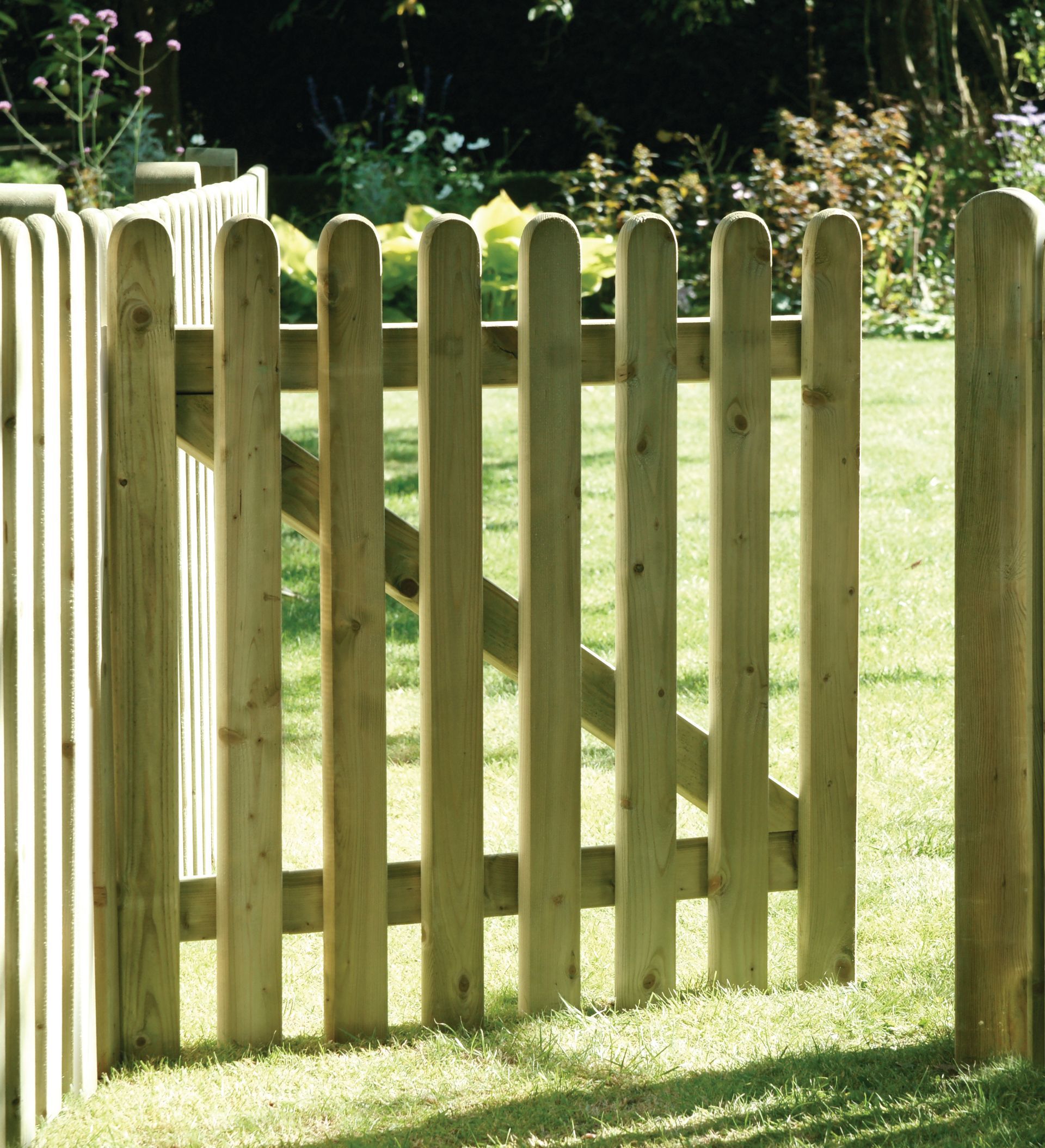 Elite Round Top Picket Garden Gate Repairs - Harrogate Premier Fencing