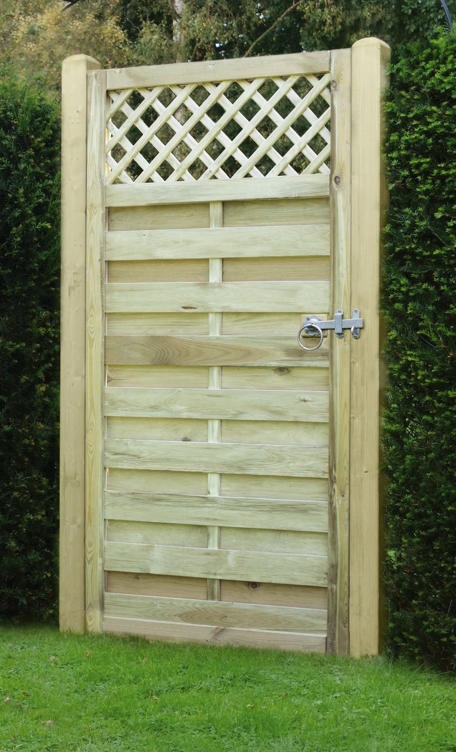 Horizontal Lattice Top Garden Gate Repairs - Harrogate Premier Fencing