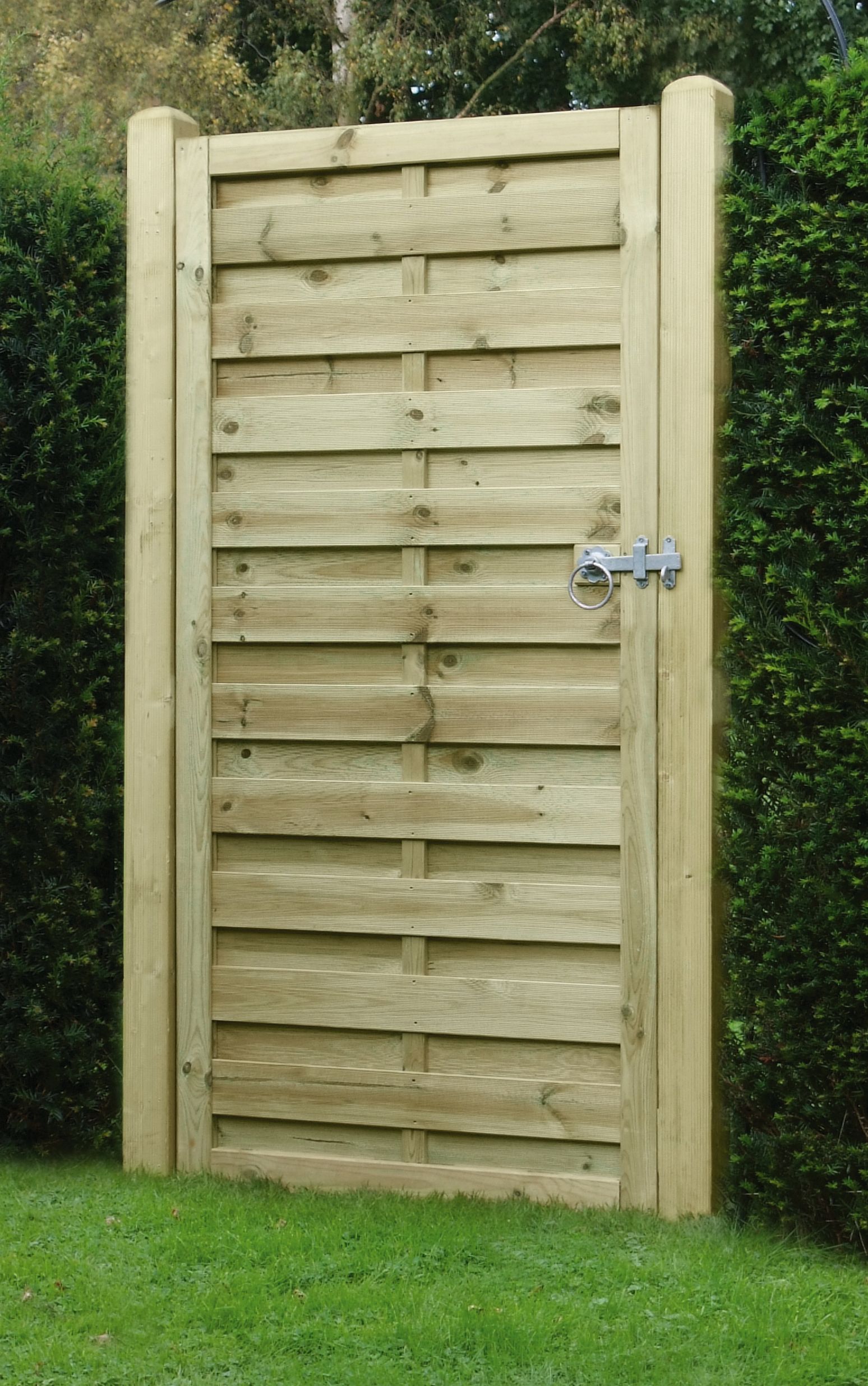 Square Horizontal - Garden Gate Repairs - Harrogate Premier Fencing