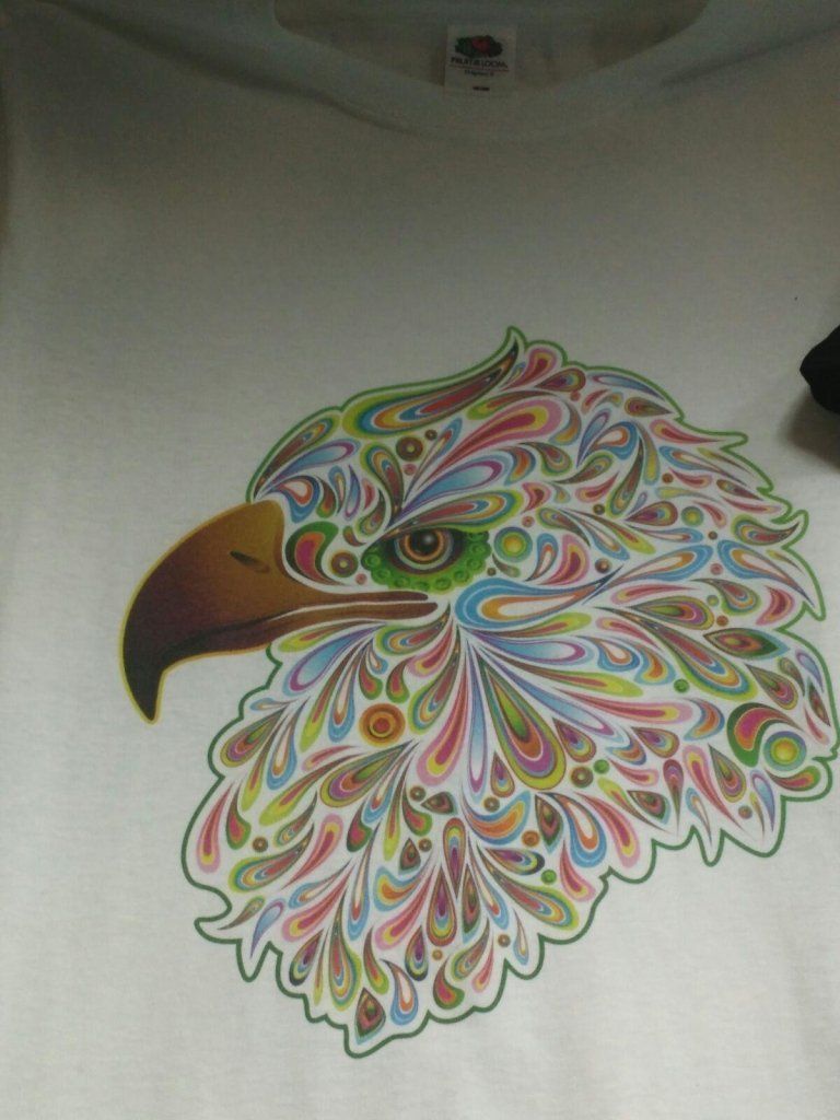 uccello serigrafato su t-shirt