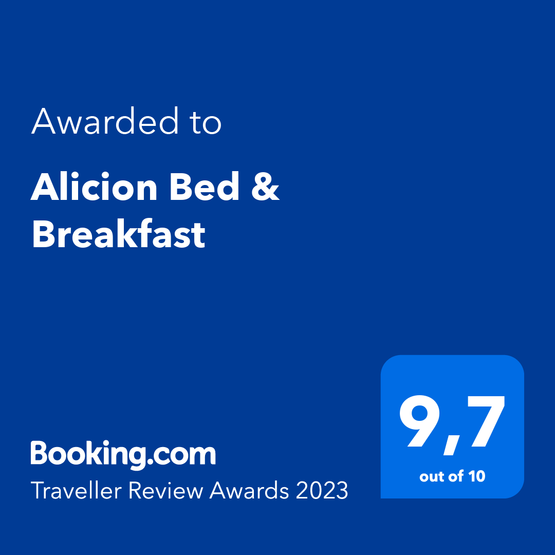 Traveller Reviews Award for 2023 by Booking.com