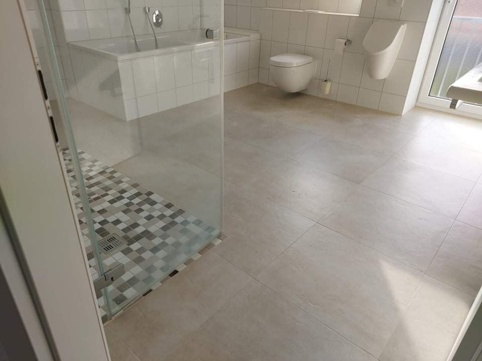 Geflieste Dusche – Badsanierung Wörrstadt