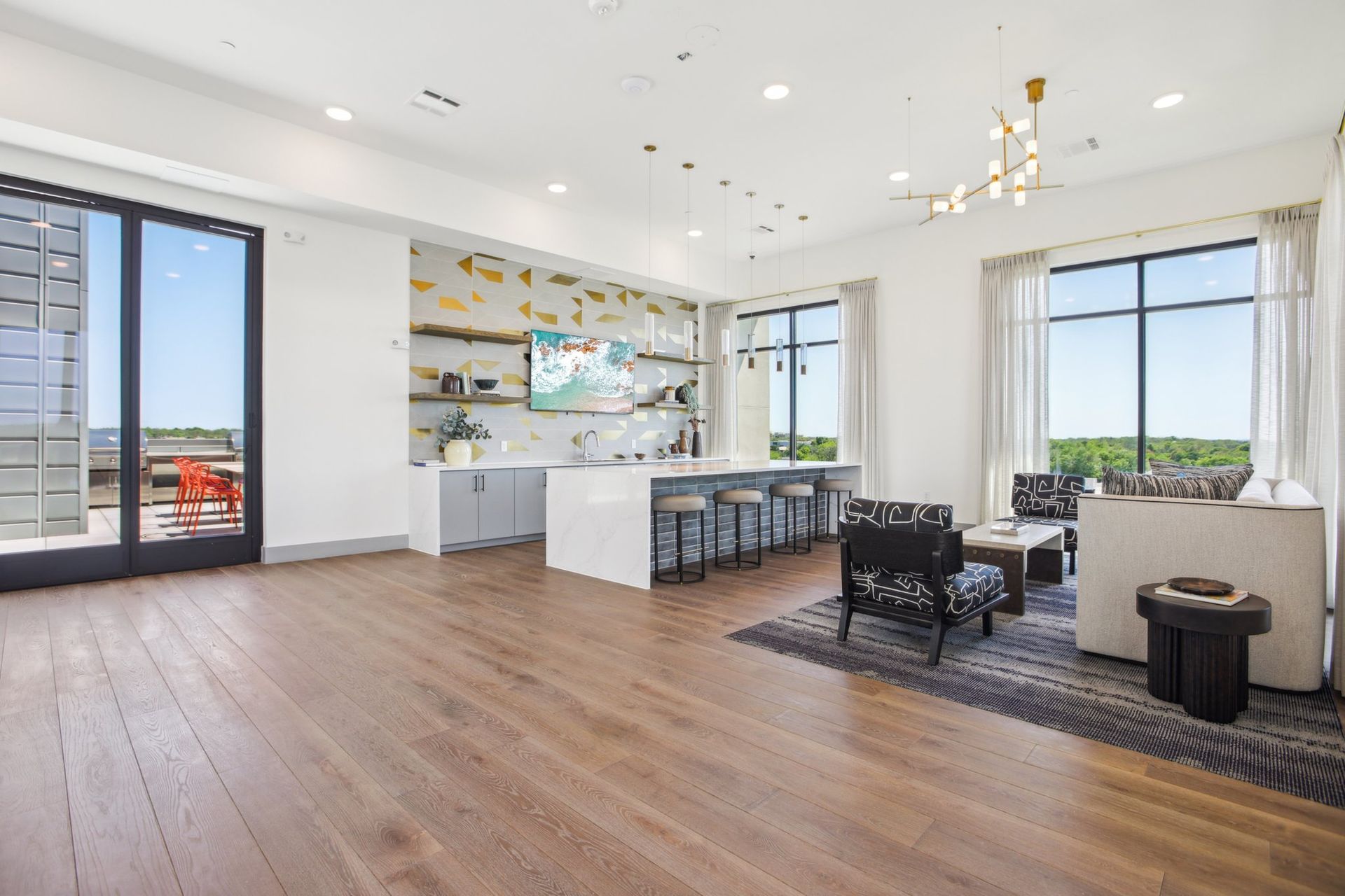 Sky lounge with Panoramic view
