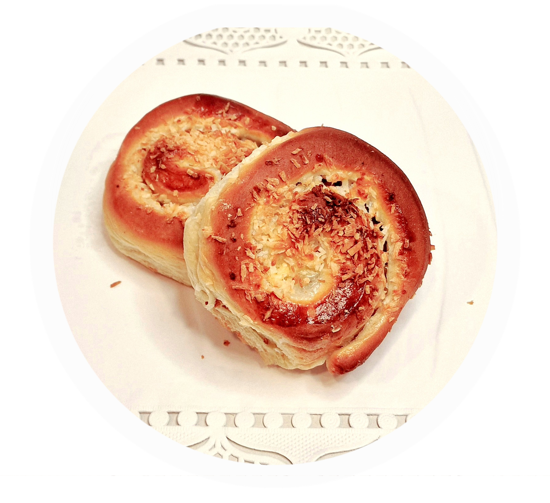 Bandelės su grietinėlės skonio įdaru ir kokos drožlėmis