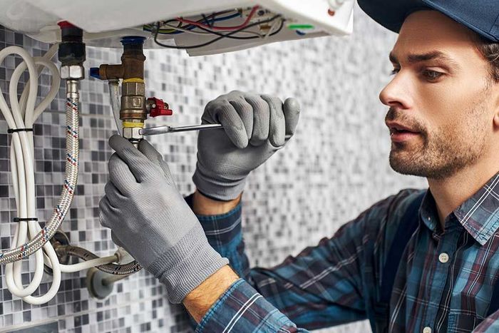 PLOMERÍA GAS Y ELECTRICIDAD MARTÍNEZ