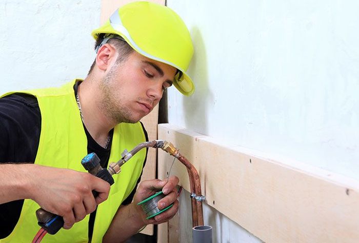PLOMERÍA GAS Y ELECTRICIDAD MARTÍNEZ