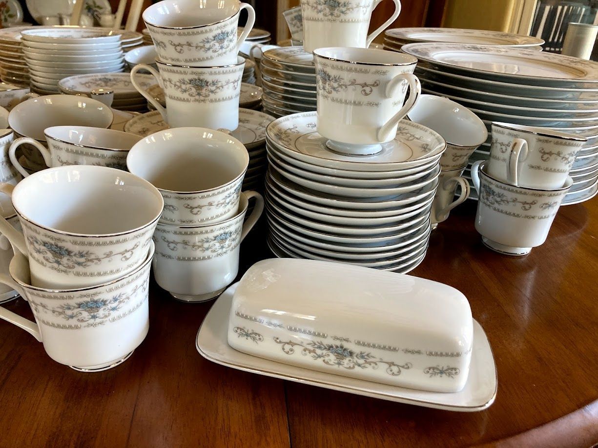 Diane china dishes, vintage set of 50