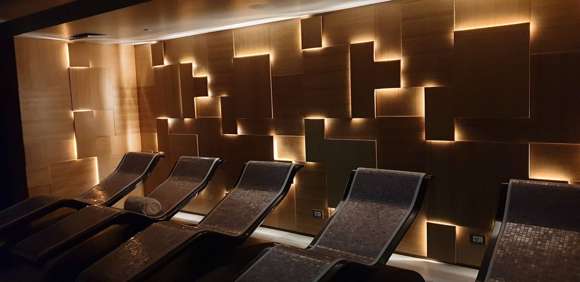 Impianti elettrici per hotel a Roma