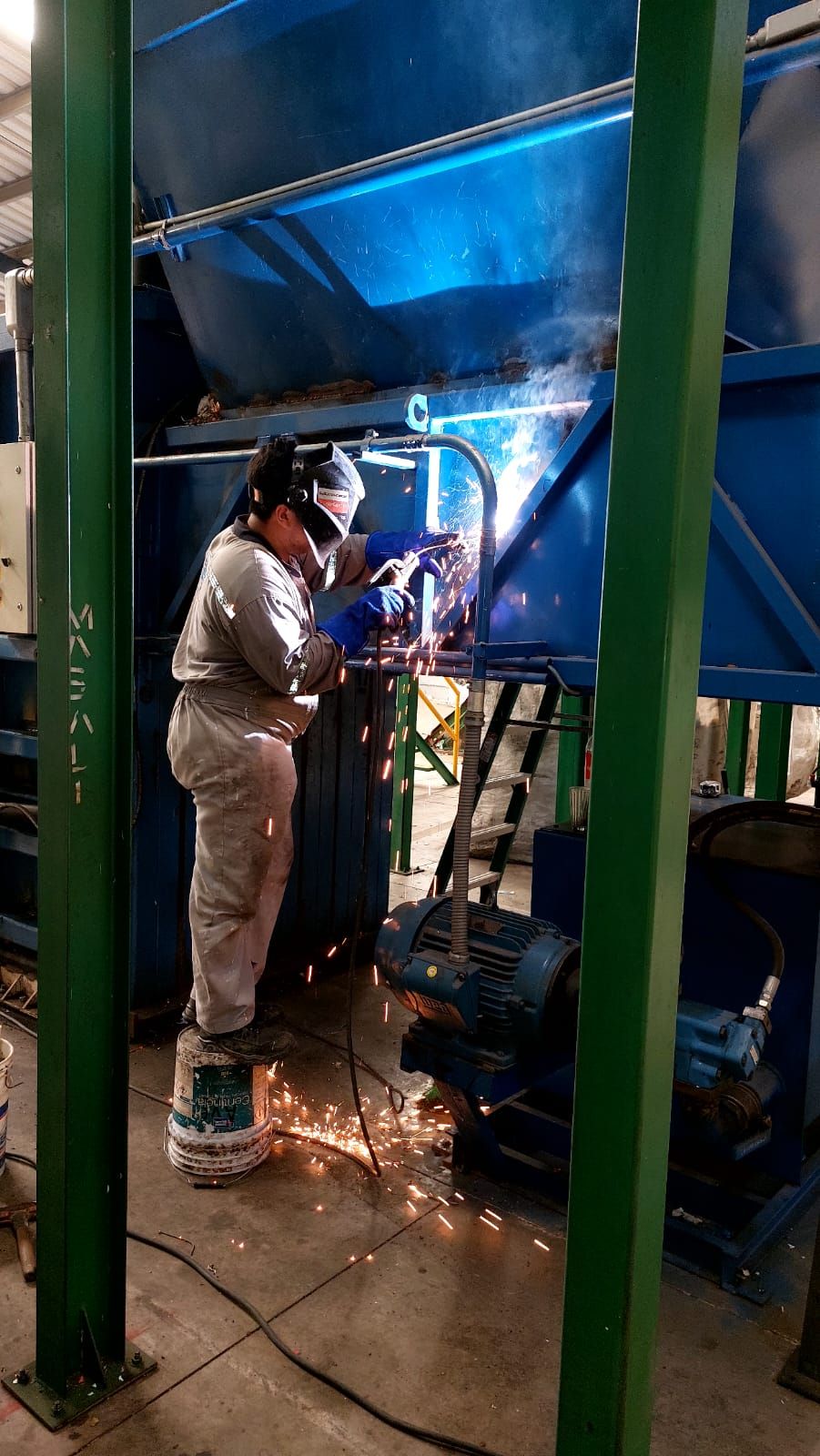 MANTENIMIENTO, CONSTRUCCIÓN Y CLIMAS CMYC