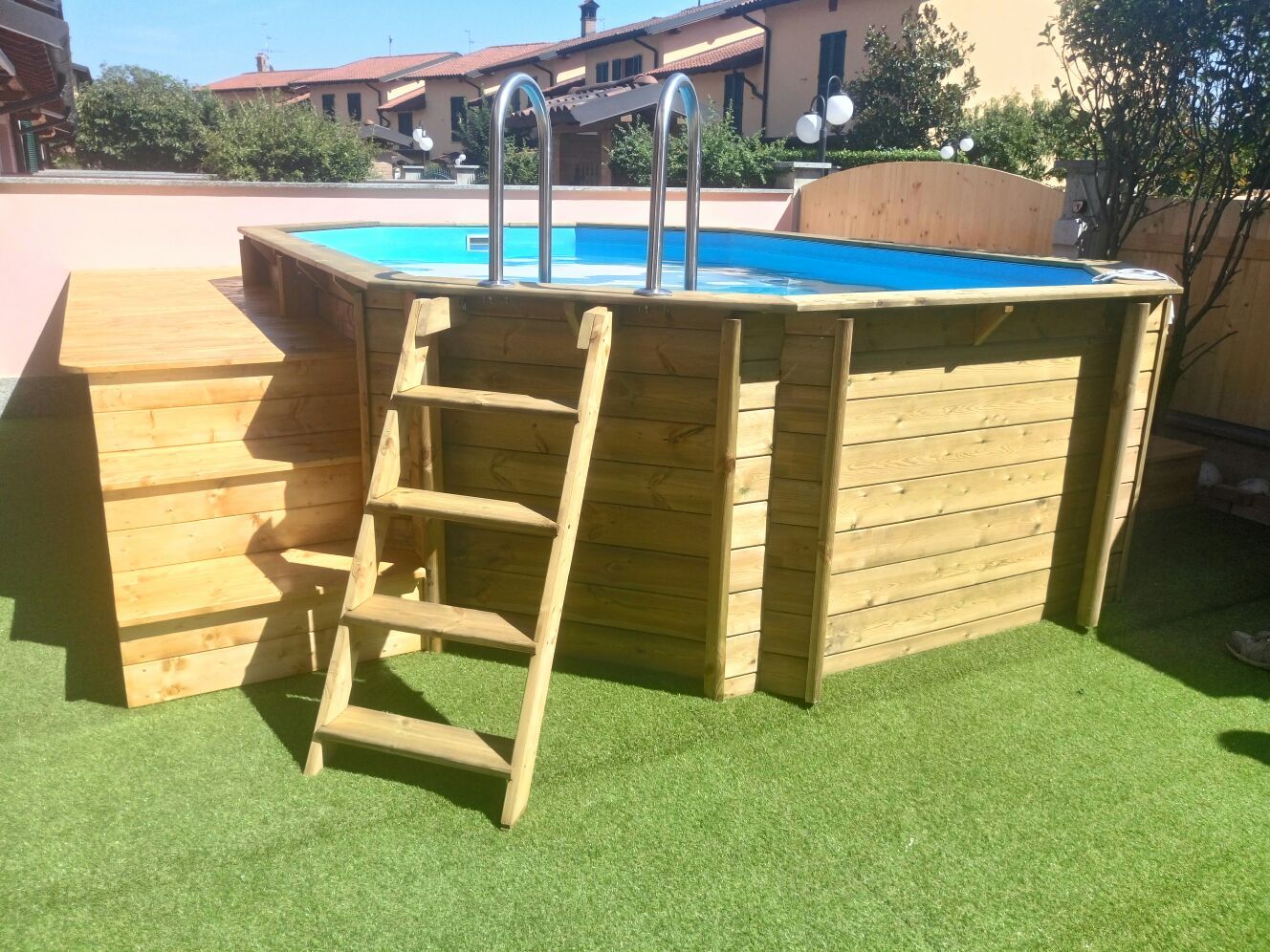 piscina per esterno in legno