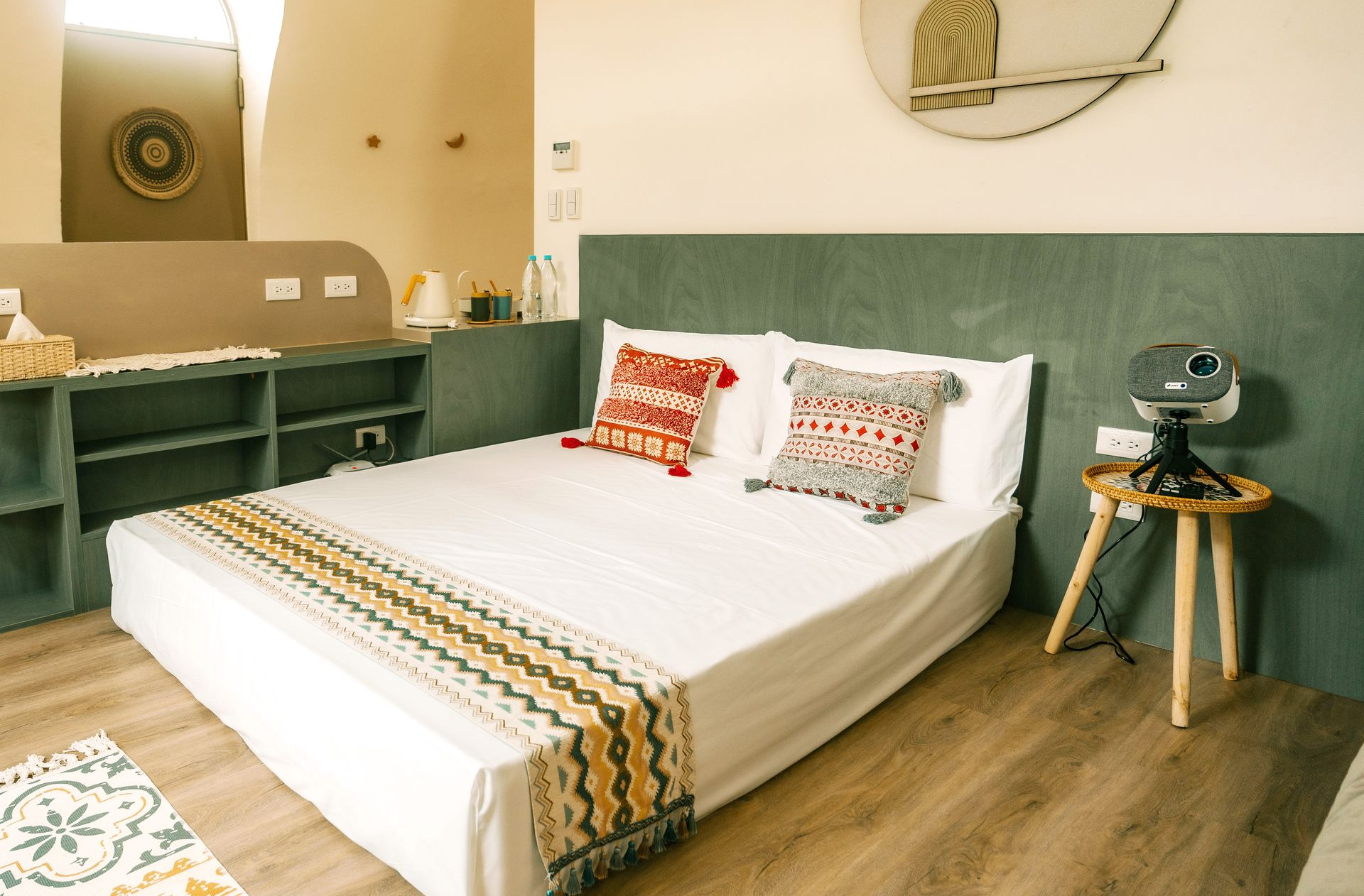 中南部露營區 | 豪華露營 | 四人房-波希謐境波波屋