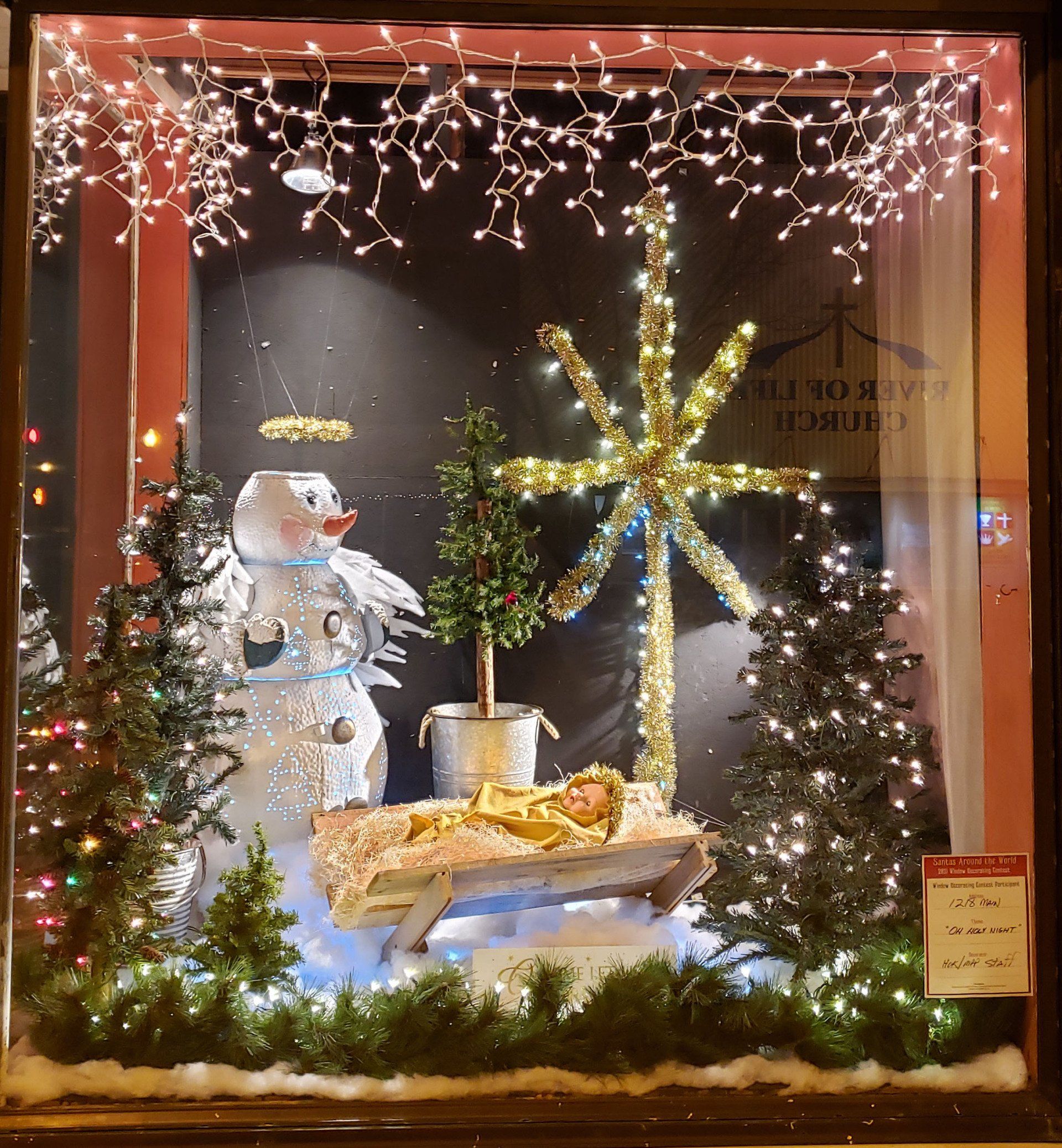 2021 Christmas Window Displays