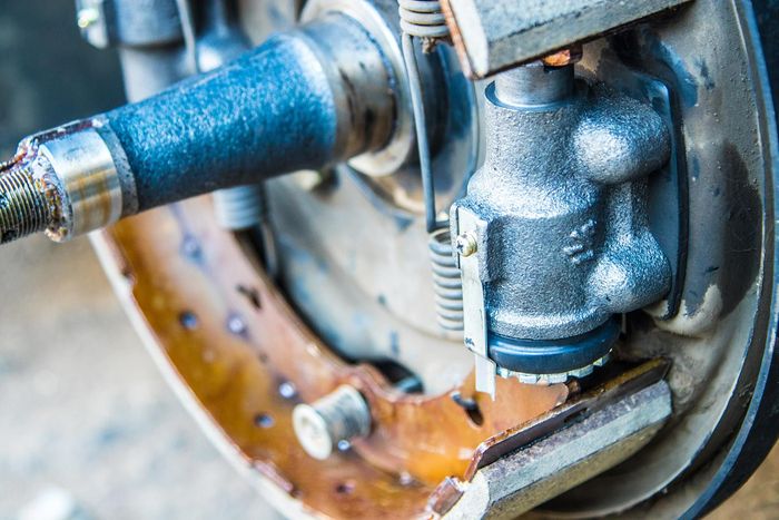 Brake Fluid Flush and Replacement