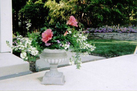 Flower Landscape Setup — Lakewood, NJ — Howard Payne Landscaping & Design Inc.