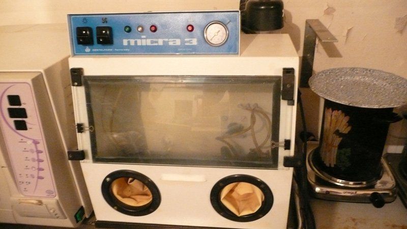 Machine used at the denture clinic