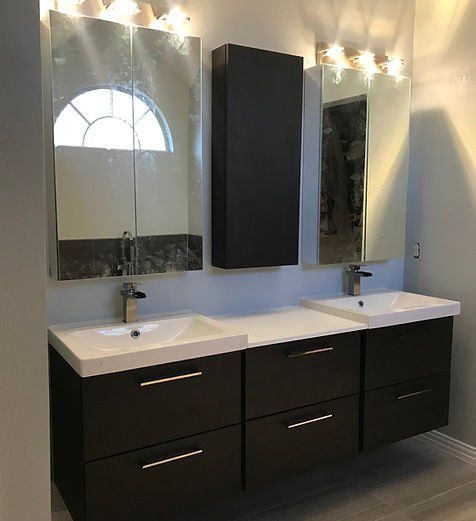 Modern Bathroom — Dallas, TX — Sosa Construction
