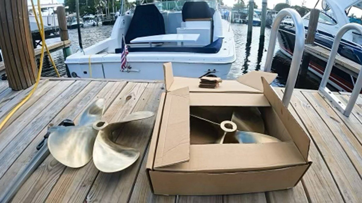 underwater propeller removal and propeller installation