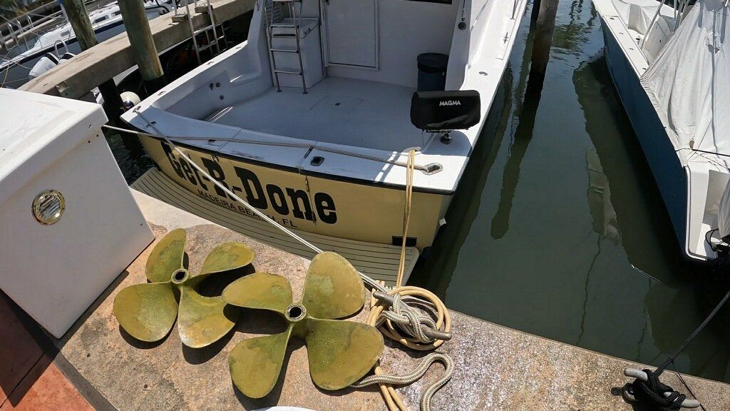 A hull diver shows the 23