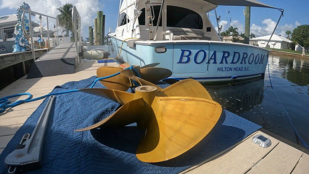 A hull diver shows the 34