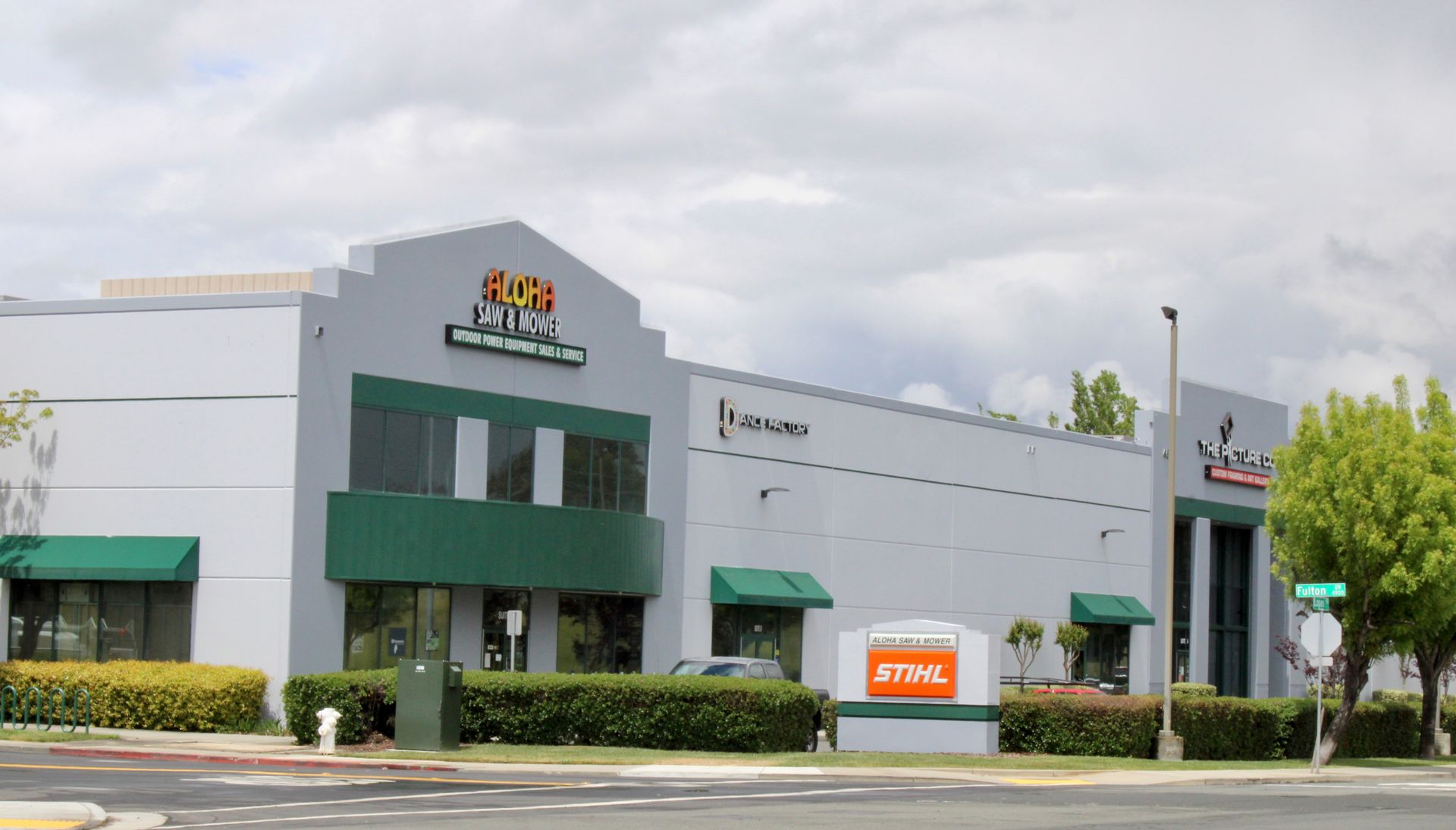 Aloha Saw & Mower Exterior