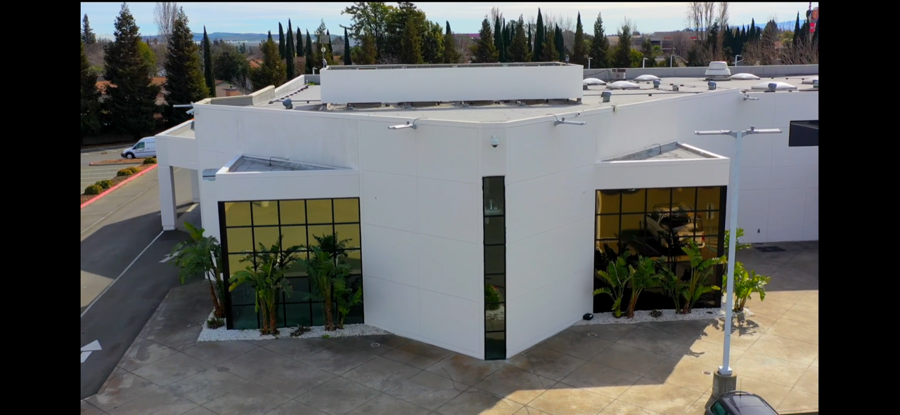 Volkswagen Commercial Side View