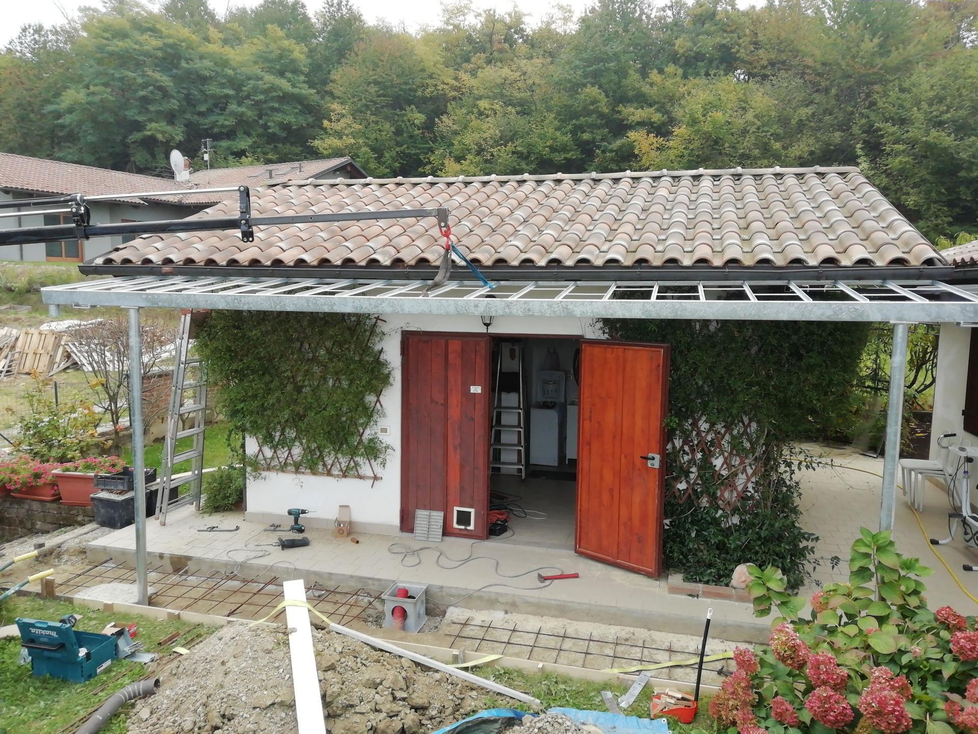 arredo giardino in metallo