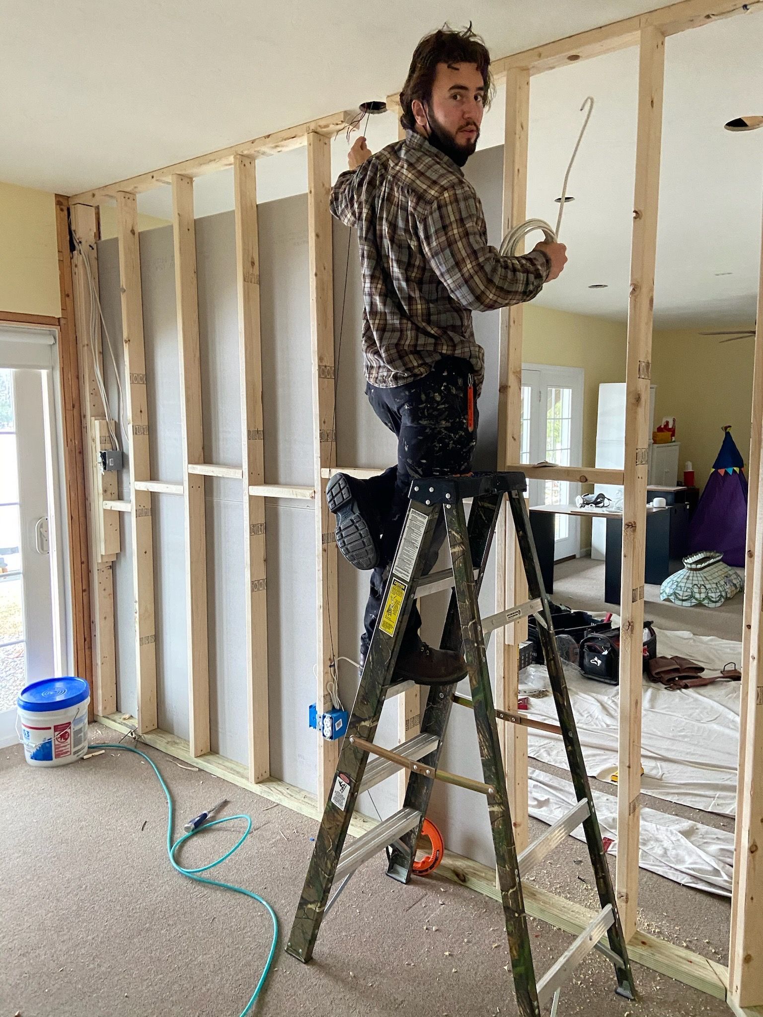 Licensed general contractor in Grafton, Massachusetts for interior renovations and bedroom remodeling