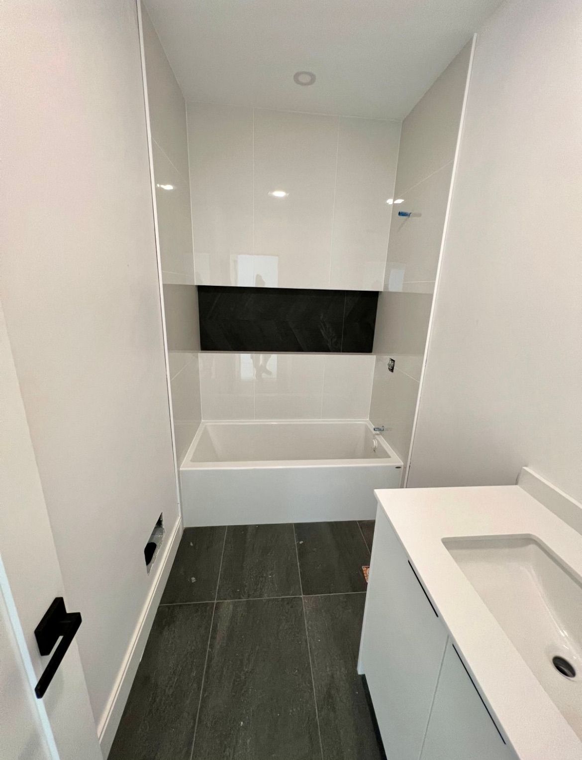 Bathroom remodel by licensed contractor in hopkinton central Massachusetts