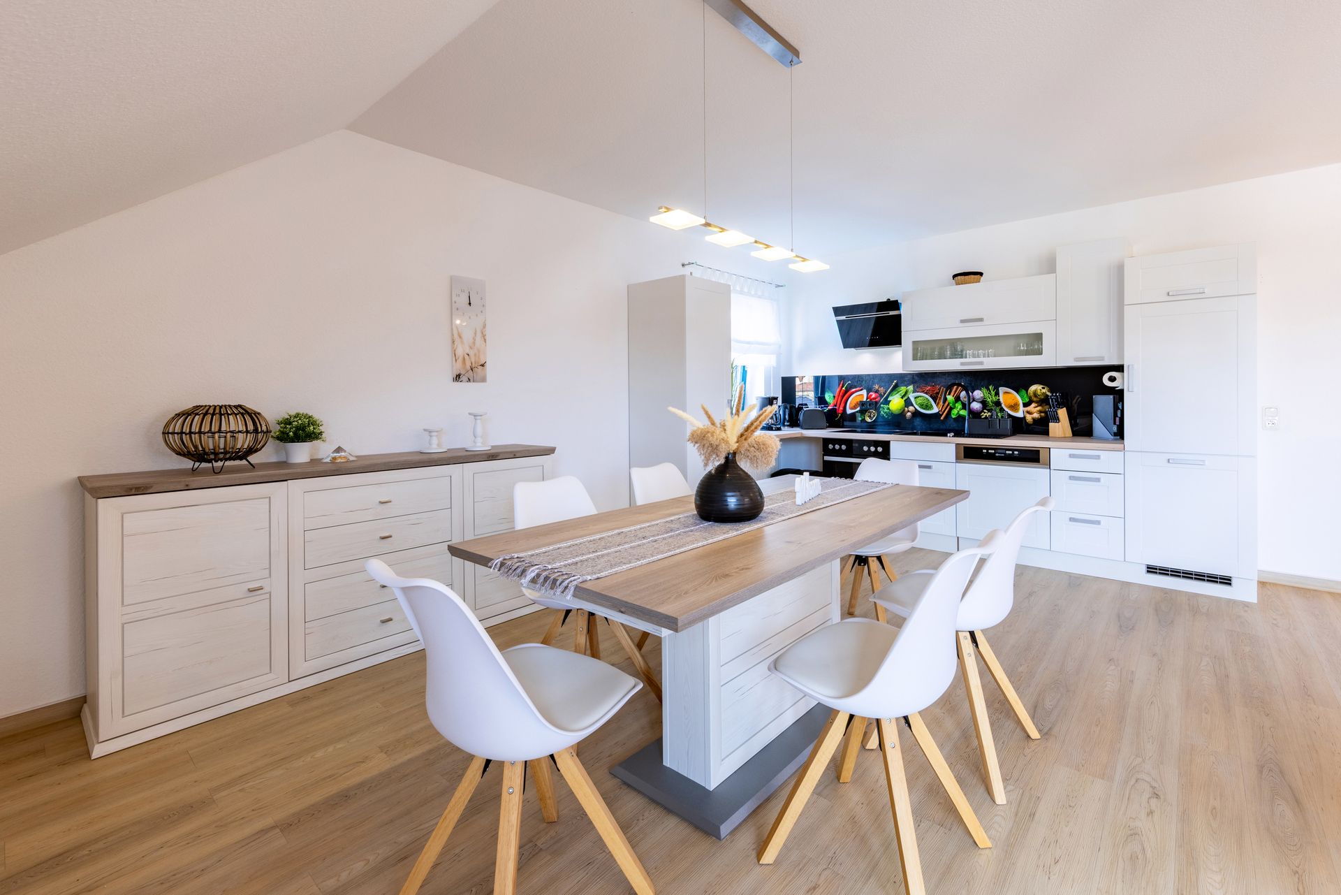 Ferienwohnung Hainleiteblick - Wohnküche mit Esstisch