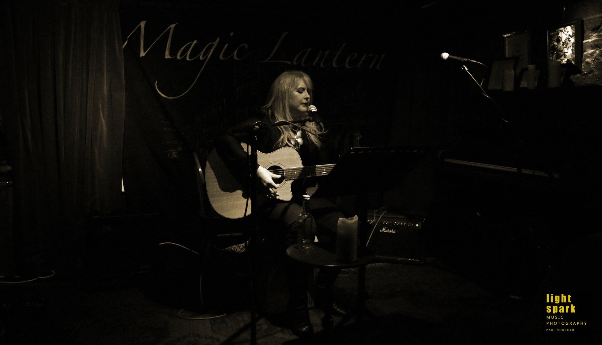 Cathy Beech singing at The Magic Lantern, near Coventry