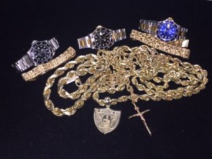 Gold & Jewelry bought & sold at Maine Pawn Shop - local pawn shops West Covina, CA / pawnbrokers West Covina, CA